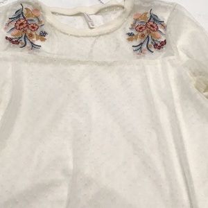 Elegant blouse off white lace long lace flared lined embroidered NWOT